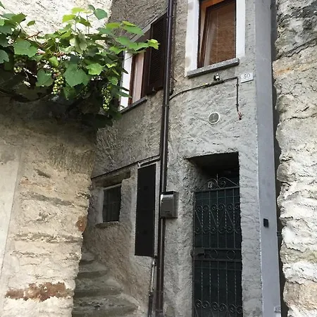 Valentina Apartment Gravedona